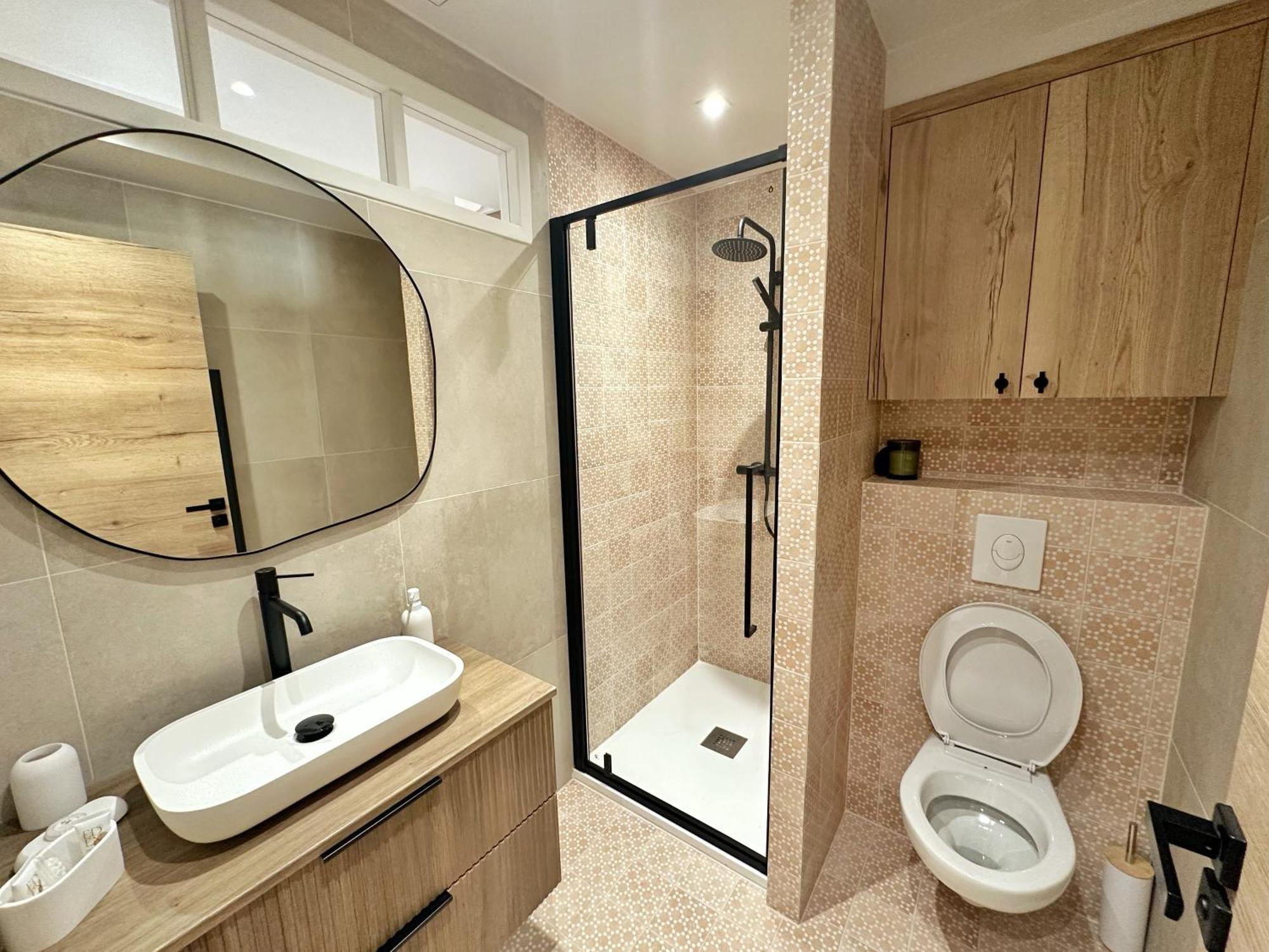 La Maison Cavet 5 Appartements De Standing Au Coeur Du Village Sanary-sur-Mer Esterno foto
