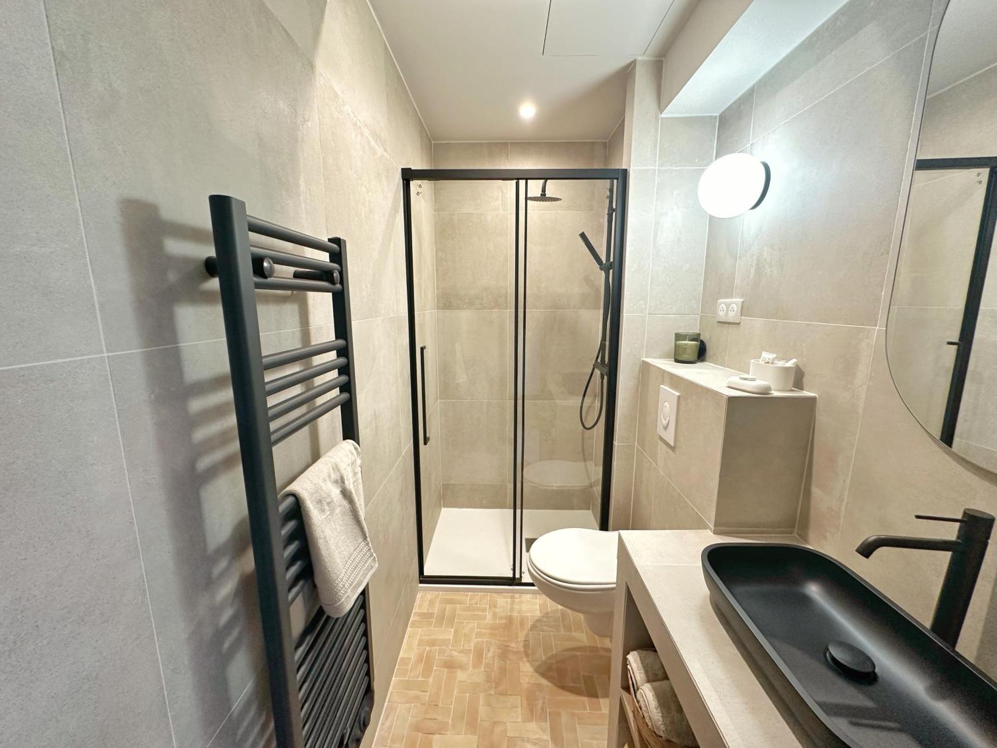 La Maison Cavet 5 Appartements De Standing Au Coeur Du Village Sanary-sur-Mer Esterno foto