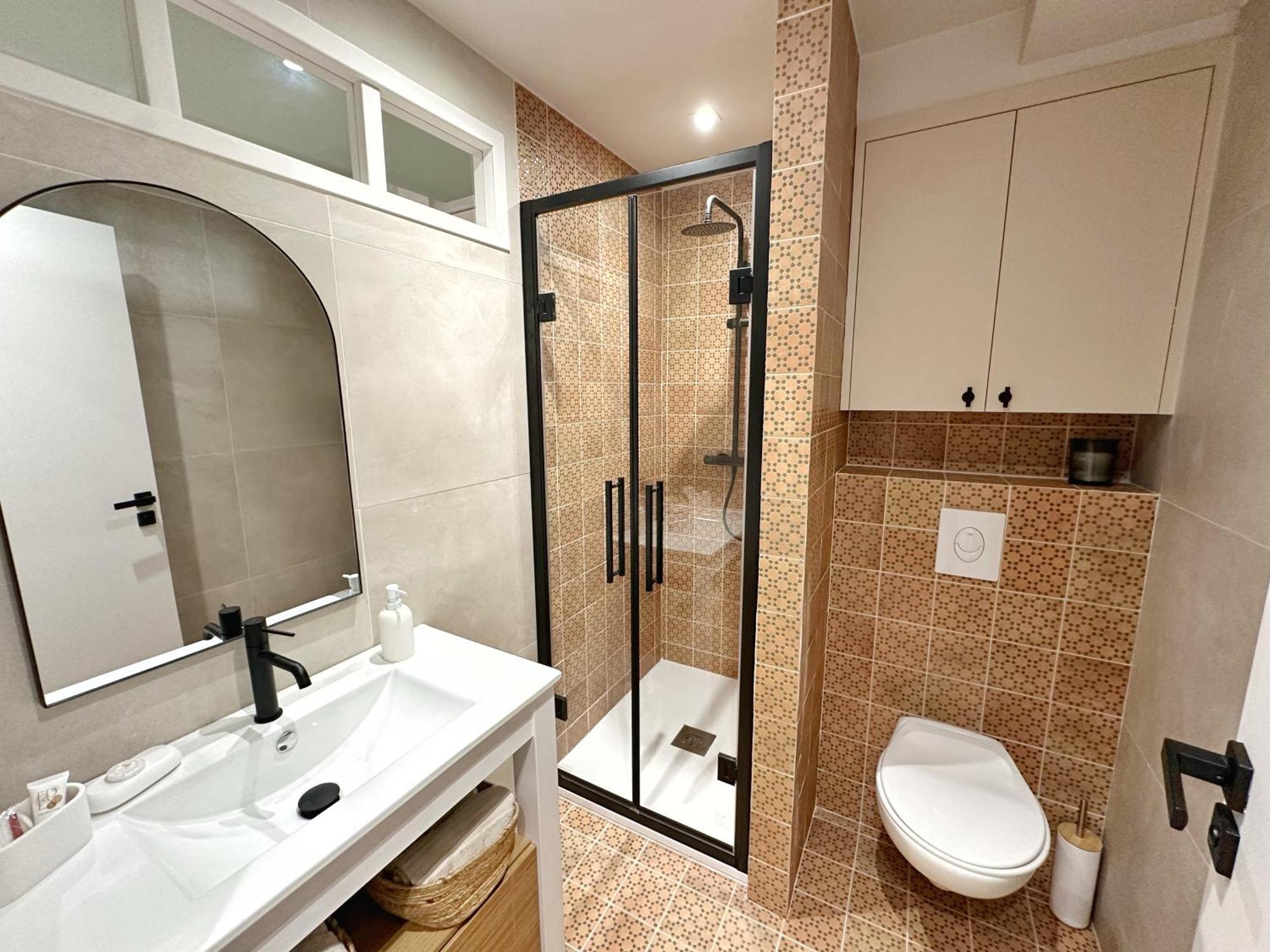 La Maison Cavet 5 Appartements De Standing Au Coeur Du Village Sanary-sur-Mer Esterno foto